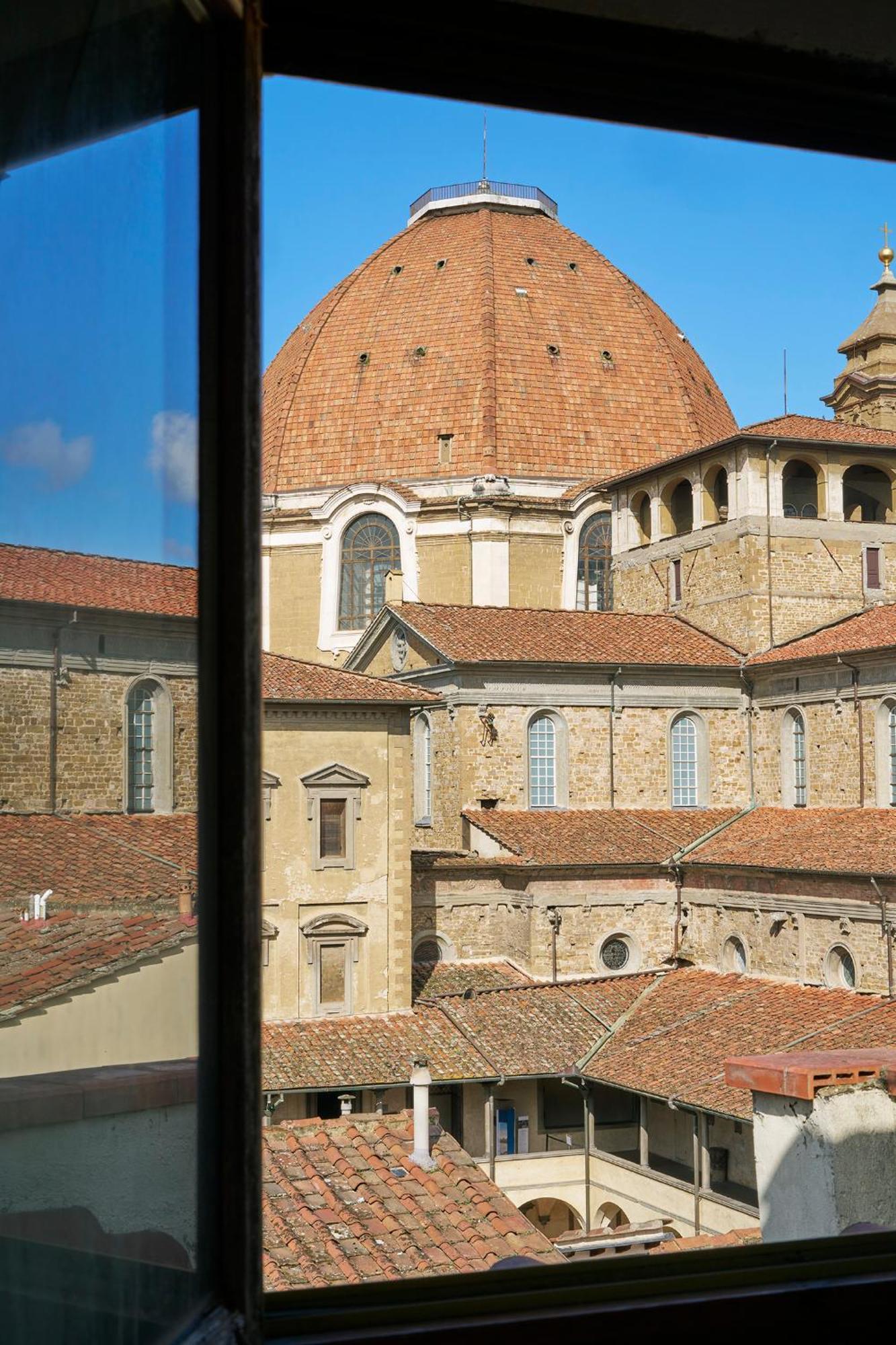 On The Duomo - Super Chic Apartment Florence Exterior photo